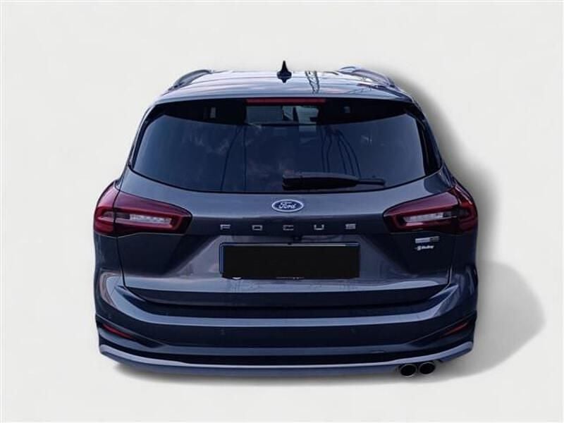 Usata Ford Focus Active 125 CV (91 kW) 2023 Grigio chiaro Station wagon