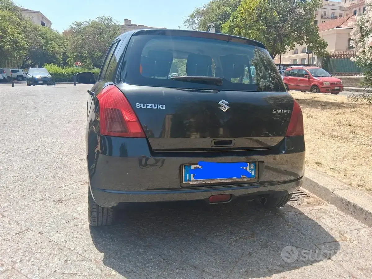 Usata Suzuki Swift 70 CV (51 kW) 2006 Utilitaria