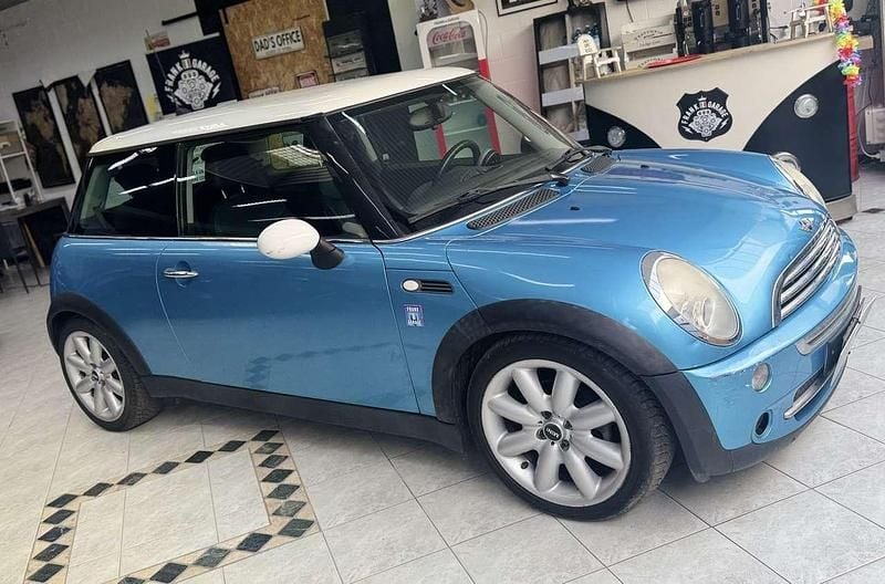 Usata Mini Cooper 116 CV (85 kW) 2005 Blu/azzurro Utilitaria