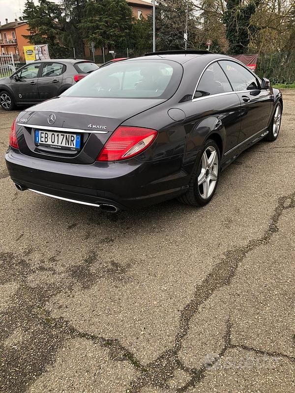 Usata Mercedes CL500 516 CV (379 kW) 2010 Grigio Coupé