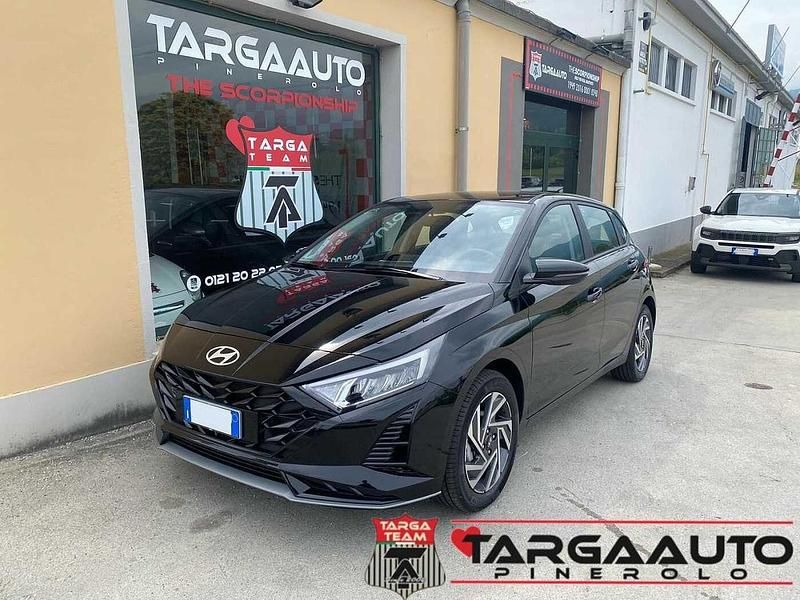 Viola Usata 2024 Hyundai i20 Tre volumi | 19.300 € (Cara) - Immagine 1/4