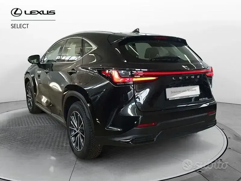 Usata Lexus NX350h Business Edition 243 CV (178 kW) 2023 Nero SUV