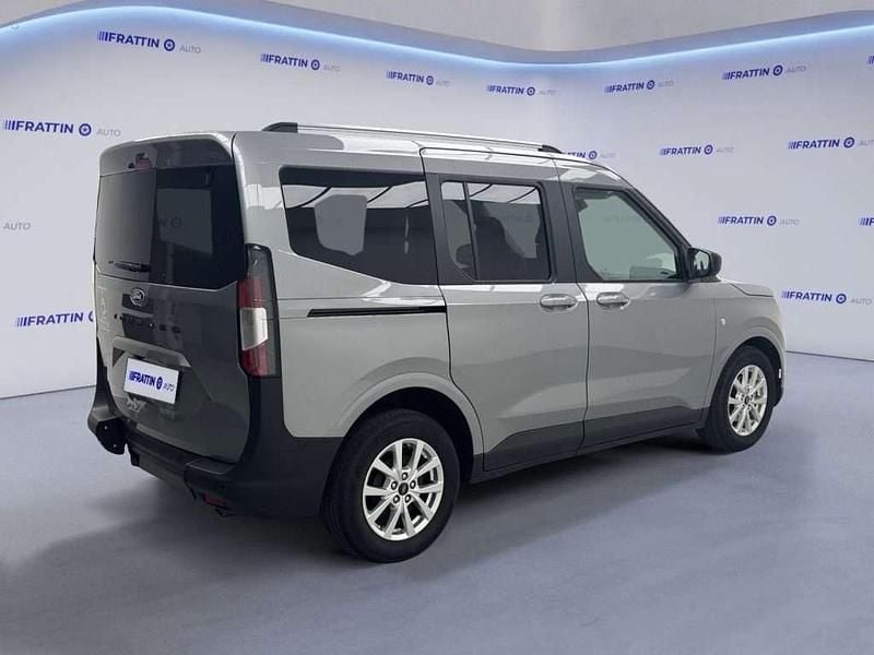 Usata Ford Tourneo Courier Titanium 125 CV (91 kW) 2024 Nero Monovolume