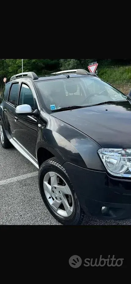 Usata Dacia Duster 110 CV (80 kW) 2012 Nero SUV