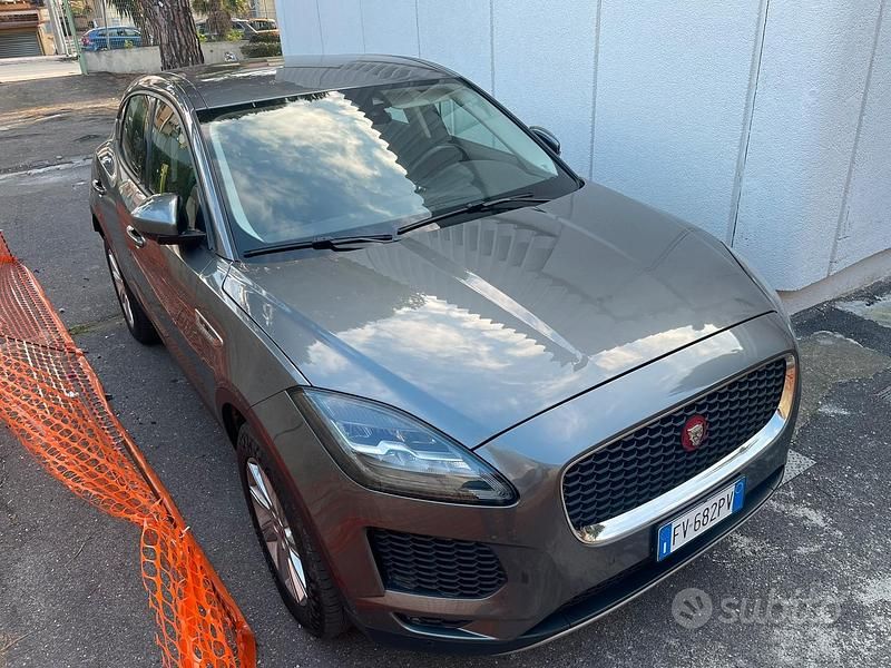 Usata Jaguar E-Pace 200 CV (147 kW) 2019 Grigio SUV