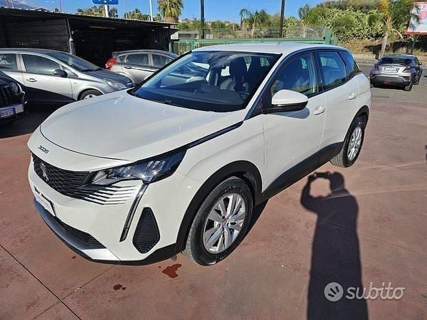 Usata Peugeot 3008 120 CV (88 kW) 2021 Bianco SUV