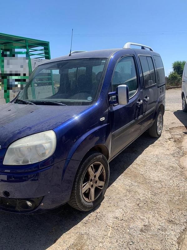 Usata Fiat Doblò 2008 Blu Monovolume