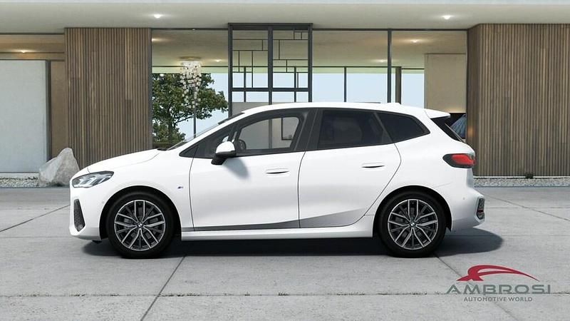 Usata BMW 218 Active Tourer Comfort Edition 150 CV (110 kW) 2024 Monovolume