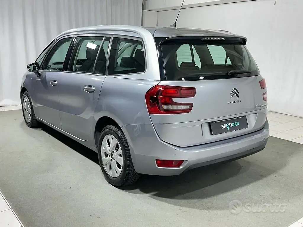 Usata Citroën C4 SpaceTourer Shine 131 CV (96 kW) 2022 Grigio Monovolume