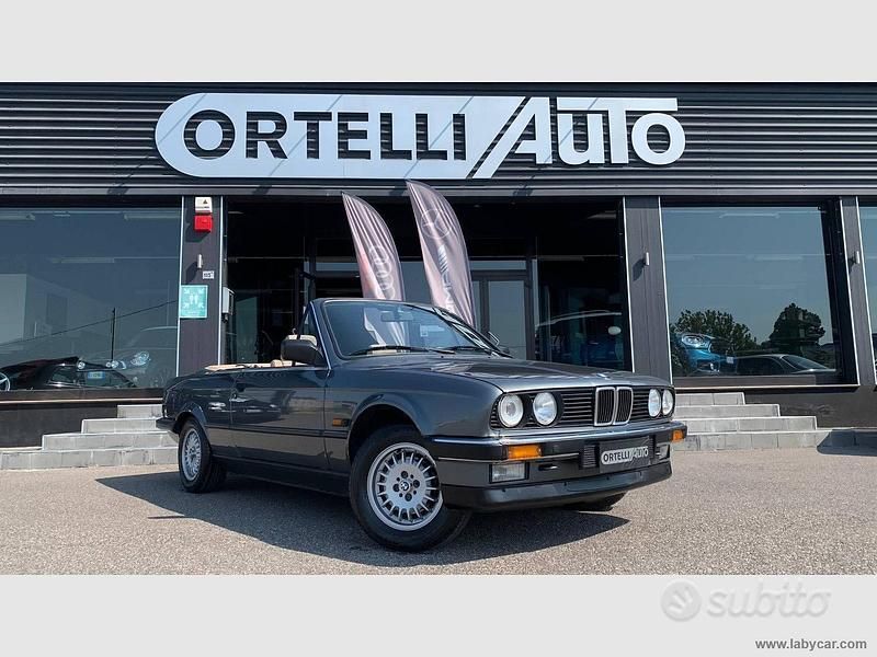 Usata BMW 320 Cabriolet Efficient Dynamics 126 CV (92 kW) 1987 Cabrio