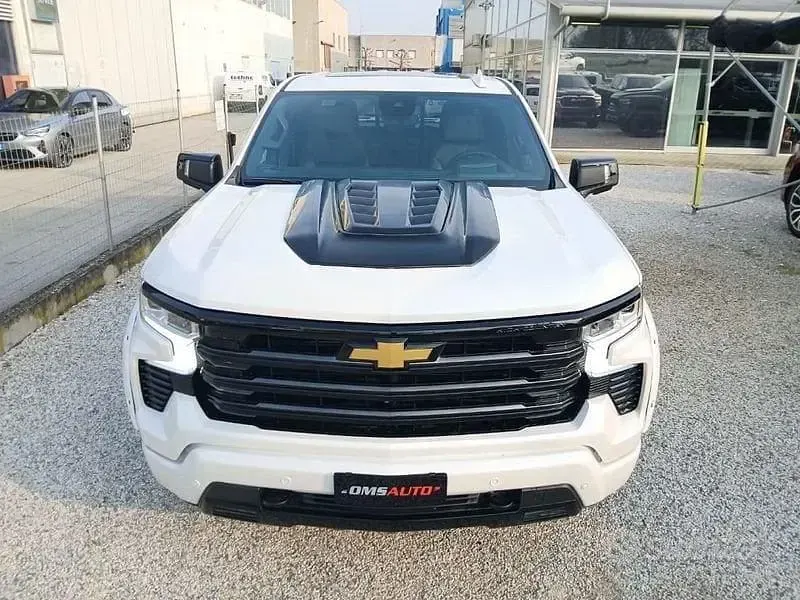 Nuova Chevrolet Silverado 420 CV (308 kW) 2026 Bianco SUV