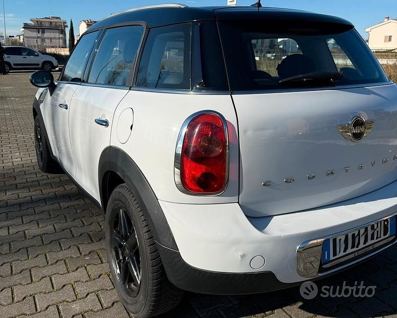 Usata Mini One D Countryman 2012 Bianco SUV