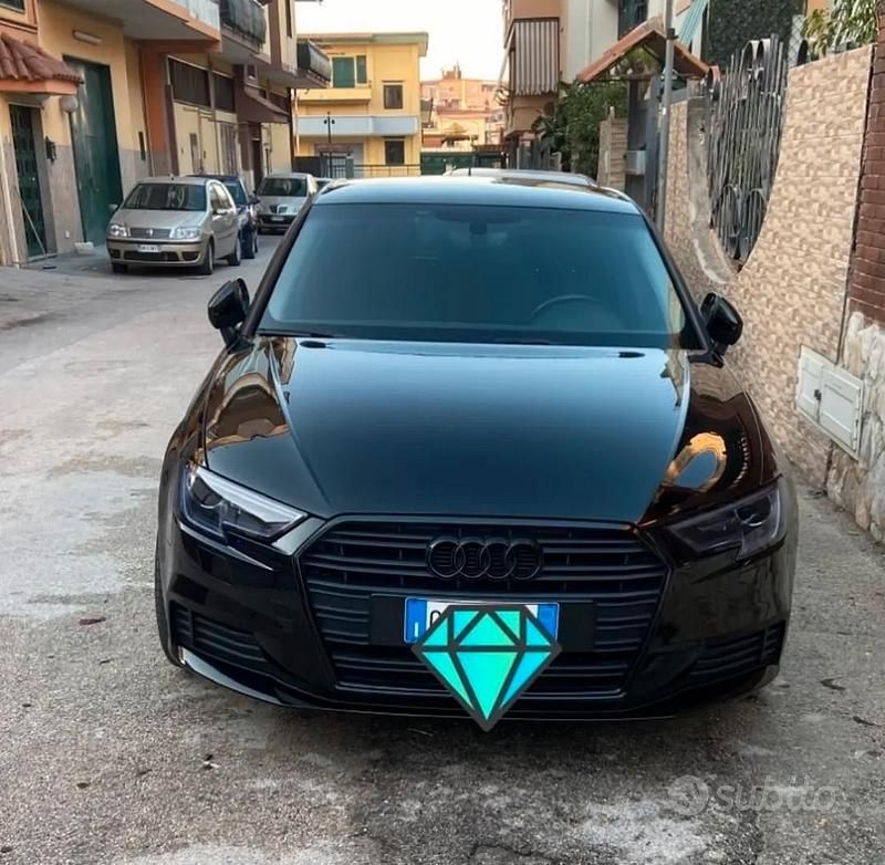 Nero Usata 2018 Audi A3 Station wagon | 12.000 € (Buon prezzo) - Immagine 1/4
