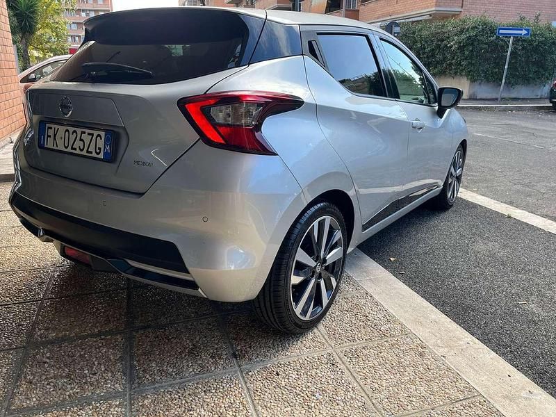 Usata Nissan Micra Tekna 90 CV (66 kW) 2017 Grigio Berlina