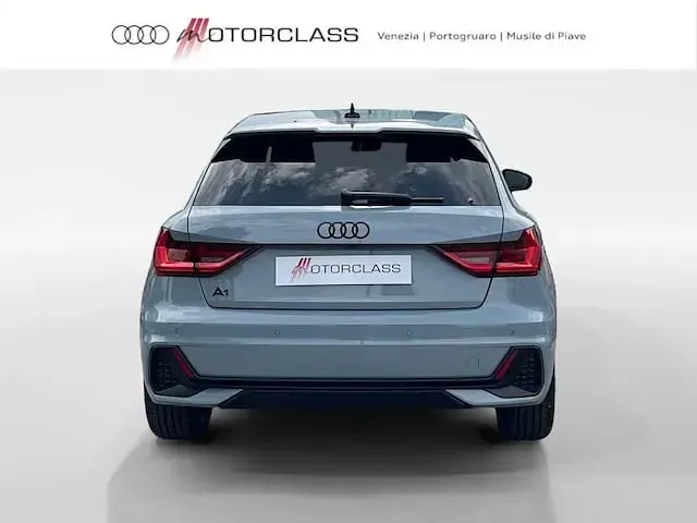 Nuova Audi A1 Sportback S-Line 116 CV (85 kW) 2026 Grigio freccia perla Utilitaria