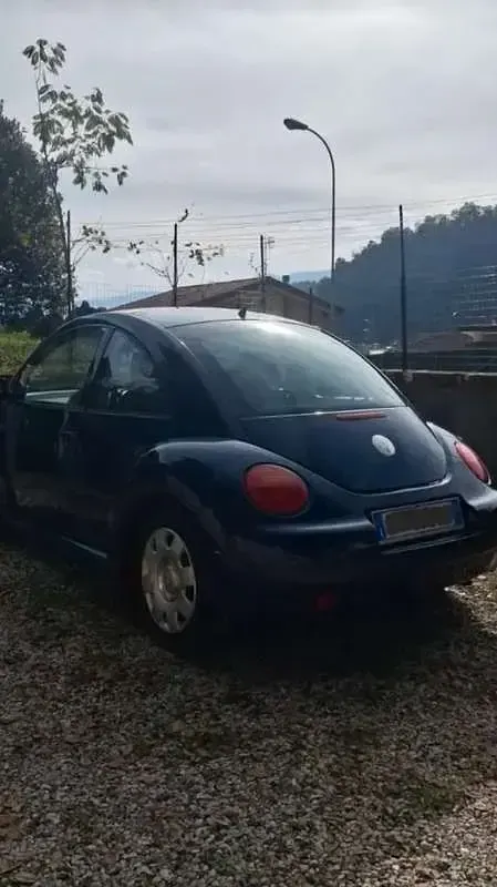 Usata VW New Beetle 102 CV (75 kW) 2005 Utilitaria