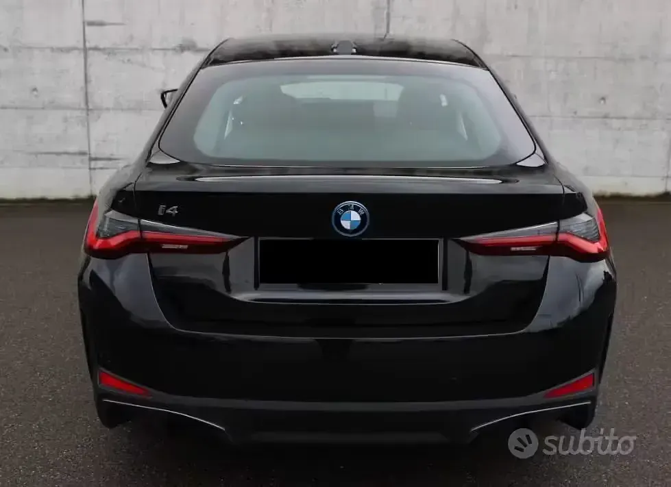 Occasion BMW i4 Efficient Dynamics 210 kW (286 ch) 2023 Noir Berline