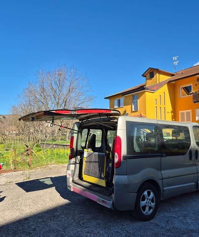Usata Renault Trafic 114 CV (83 kW) 2011 Monovolume