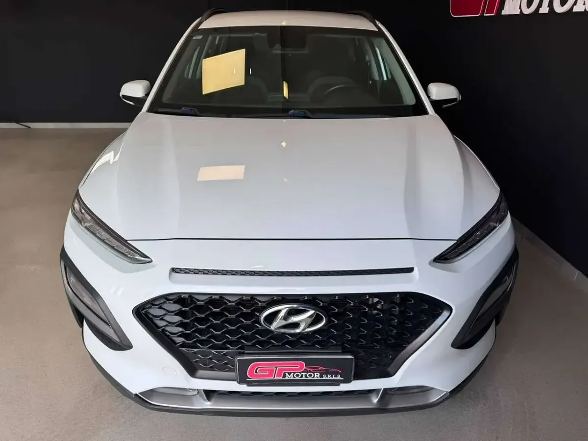 Usata Hyundai Kona Xpossible 120 CV (88 kW) 2017 Bianco SUV
