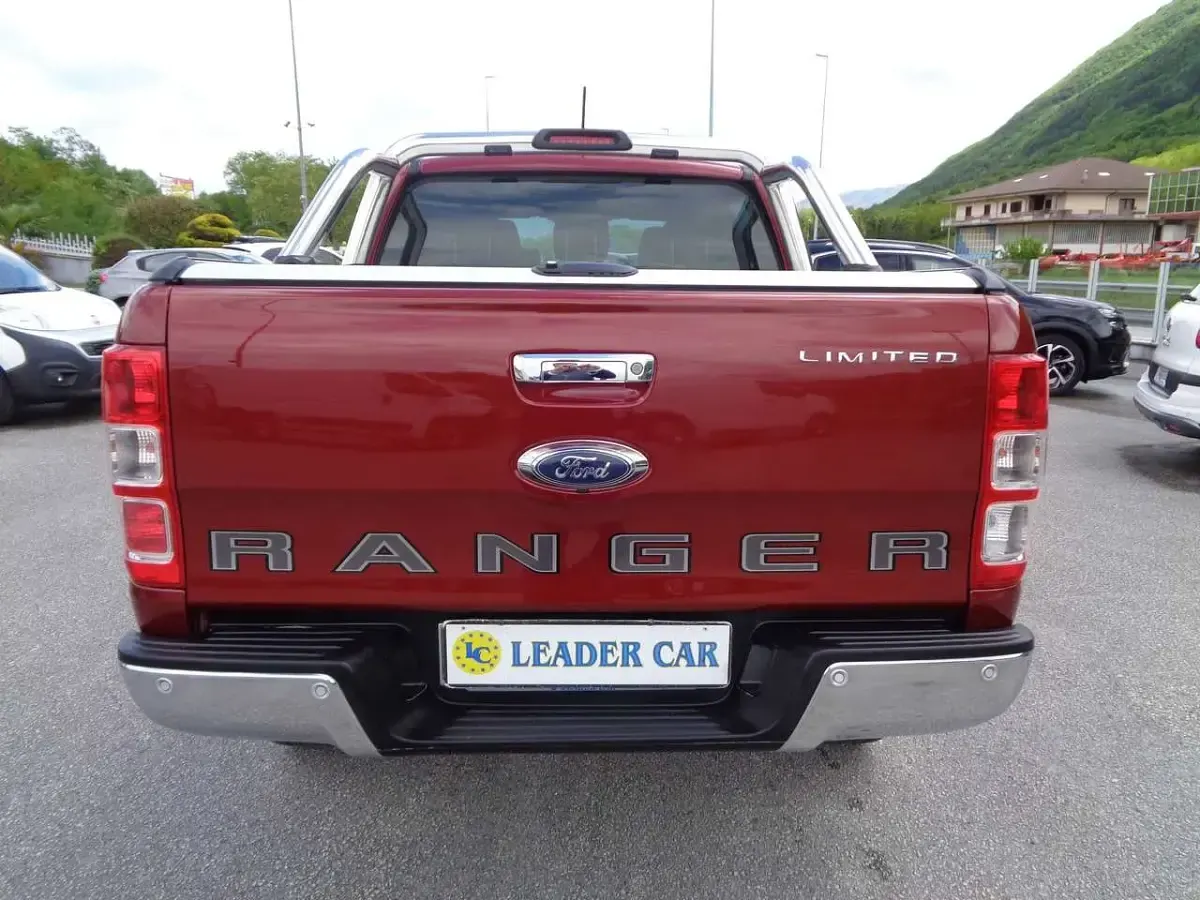 Usata Ford Ranger Limited 170 CV (125 kW) 2021 Rosso Pick-up