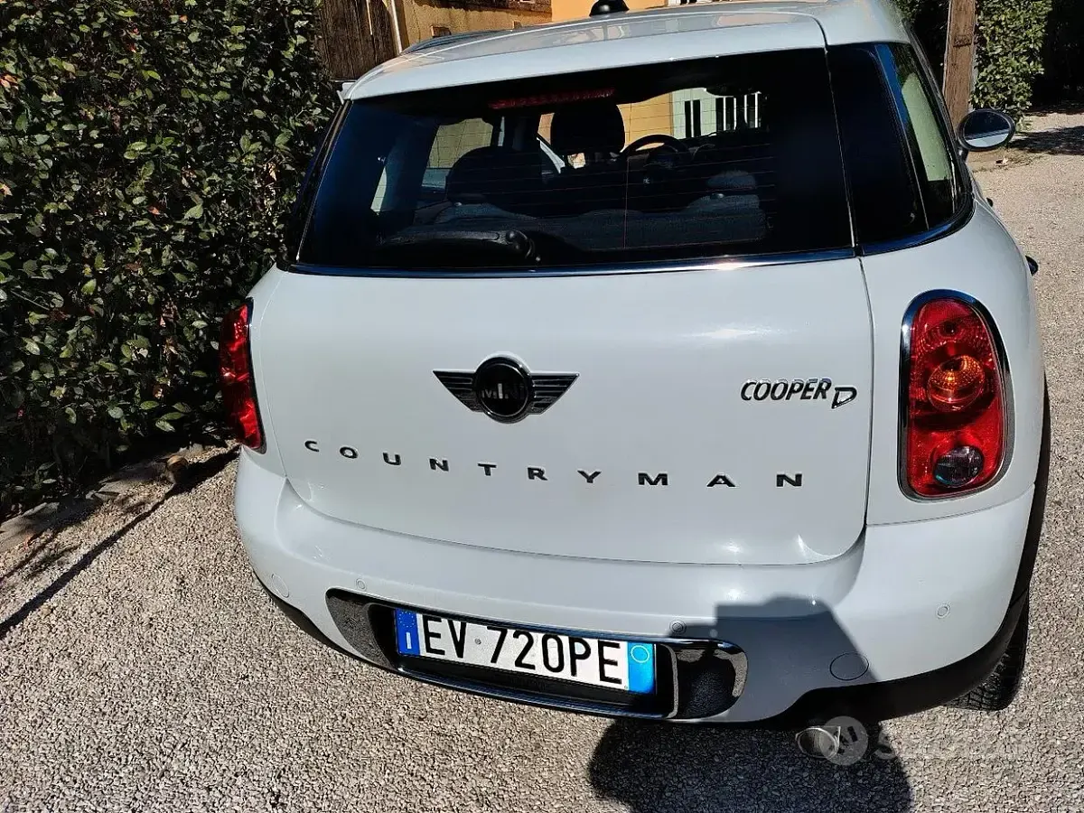 Usata Mini Countryman 111 CV (81 kW) 2014 Bianco SUV