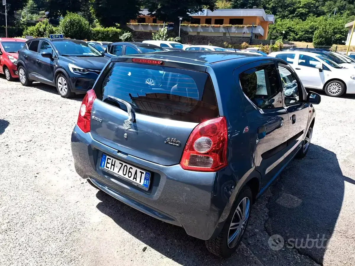 Usata Suzuki Alto GL 68 CV (50 kW) 2011 Grigio Utilitaria
