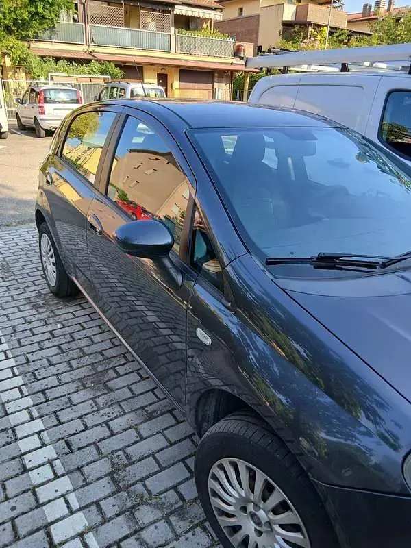 Usata Fiat Punto Evo Emotion 69 CV (50 kW) 2010 Utilitaria