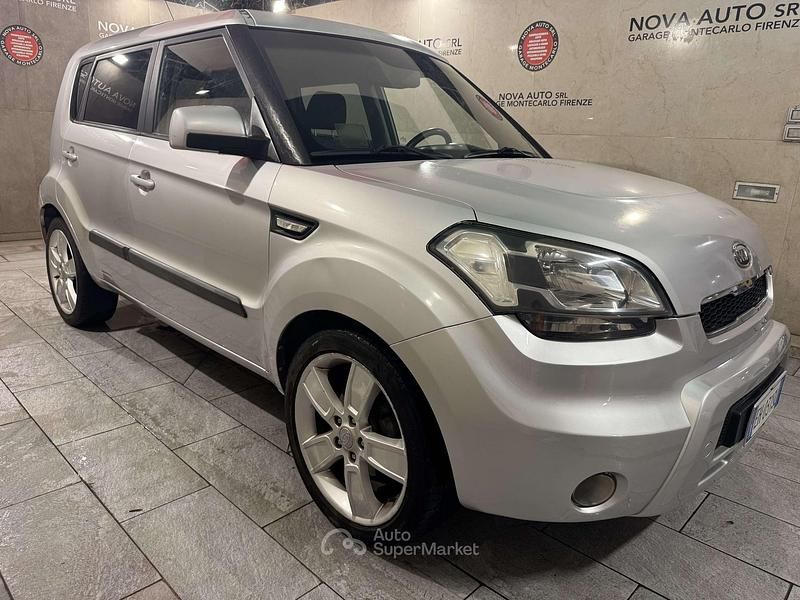 Usata Kia Soul 128 CV (94 kW) 2011 Grigio SUV