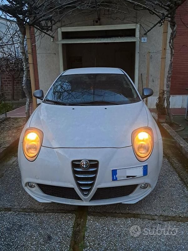 Usata Alfa Romeo MiTo 78 CV (57 kW) 2013 Bianco Utilitaria