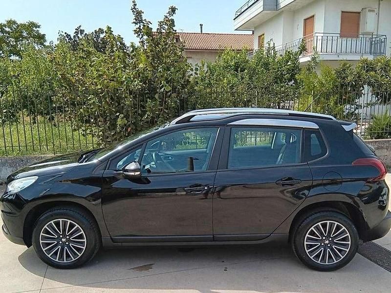Usata Peugeot 2008 99 CV (72 kW) 2017 Nero SUV