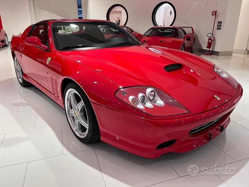 Usata Ferrari Superamerica 540 CV (397 kW) 2006 Rosso Cabrio