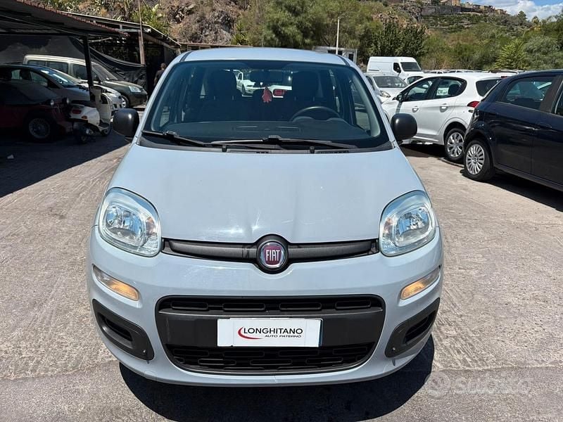 Usata Fiat Panda 69 CV (50 kW) 2018 Grigio Utilitaria