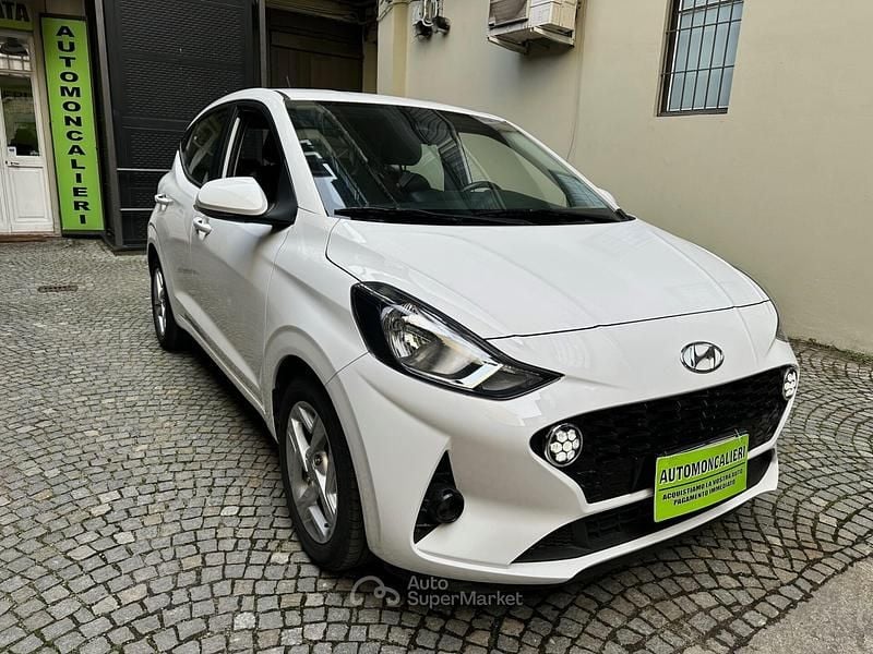 Usata Hyundai i10 67 CV (49 kW) 2021 Bianco Utilitaria