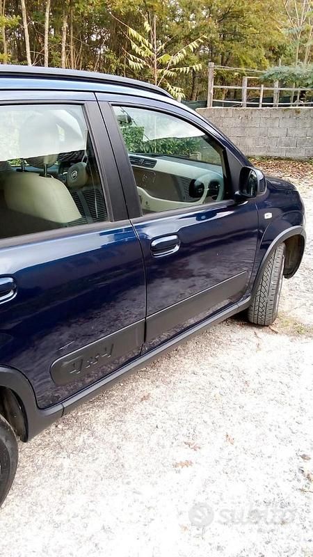 Usata Fiat Panda 4x4 69 CV (50 kW) 2013 Utilitaria