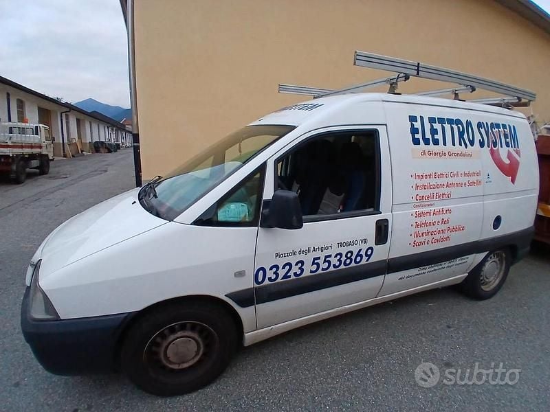 Usata Peugeot Expert 69 CV (50 kW) 2006 Furgone