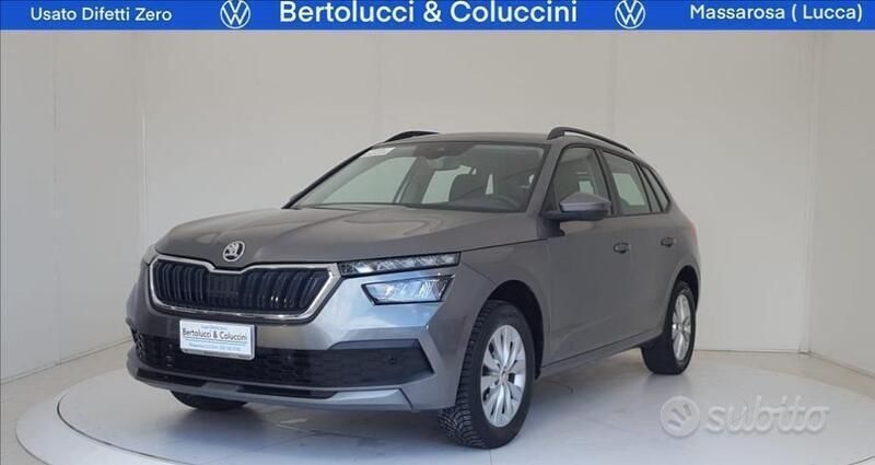 Grigio metallizzato Usata 2022 Skoda Kamiq Ambition SUV | 15.500 € (Ottimo prezzo) - Immagine 1/4