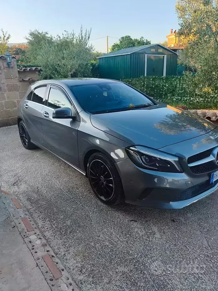 Usata Mercedes A200 136 CV (100 kW) 2017 Utilitaria