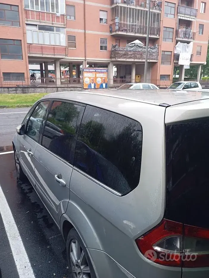 Usata Ford Galaxy 140 CV (102 kW) 2010 Monovolume