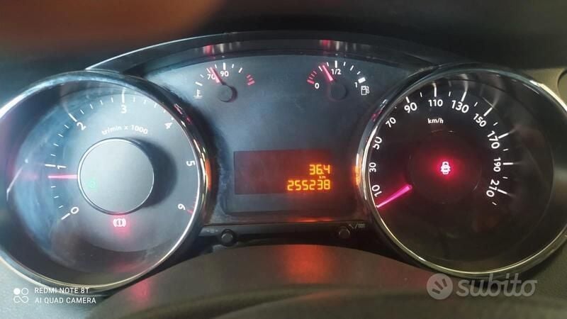 Usata Peugeot 5008 109 CV (80 kW) 2010 Blu Monovolume