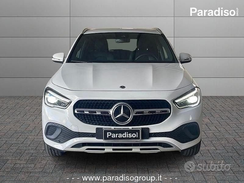 Usata Mercedes GLA200 150 CV (110 kW) 2021 Bianco SUV