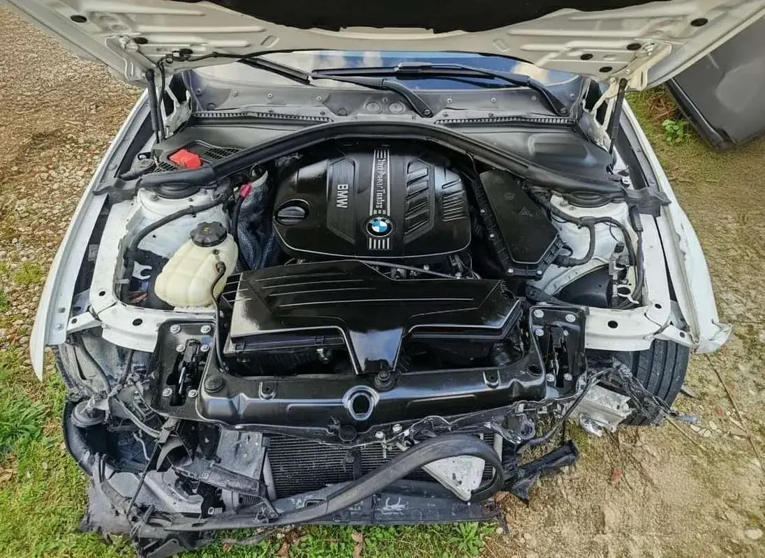 Usata BMW 318 190 CV (139 kW) 2014 Bianco Berlina