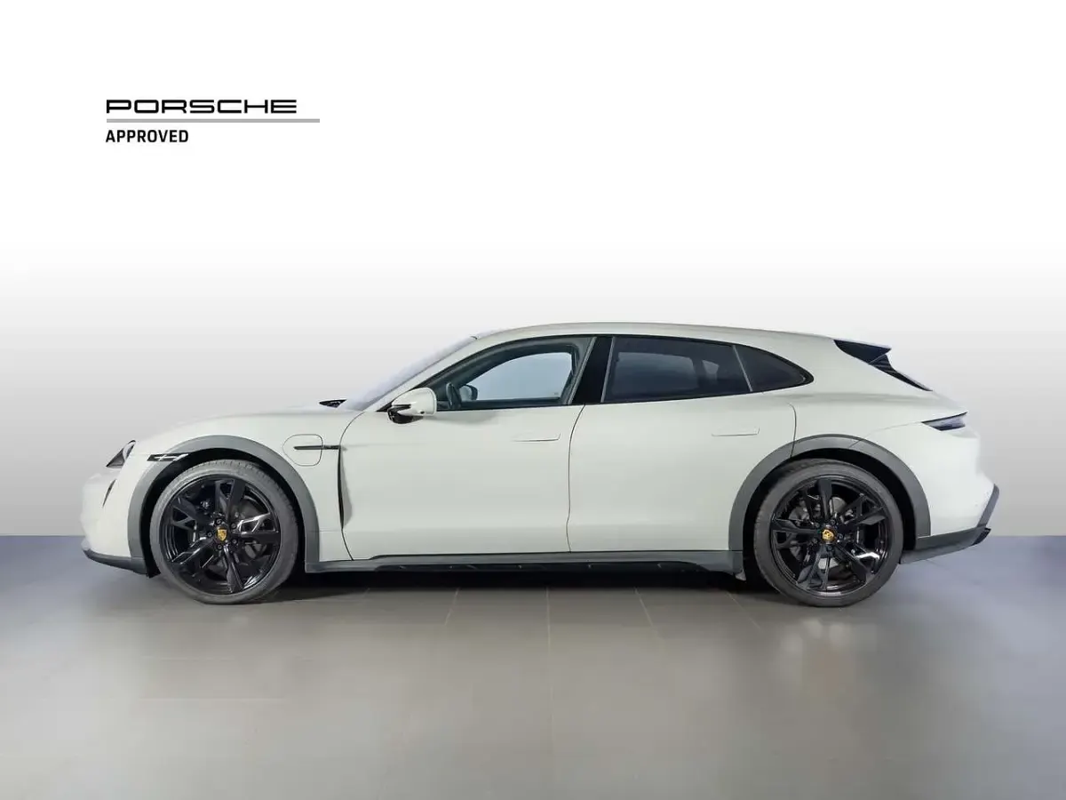 Usata Porsche Taycan Cross Turismo 139 kW (190 CV) 2023 Gesso Station wagon