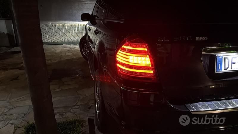 Usata Mercedes GL320 224 CV (164 kW) 2007 Nero SUV