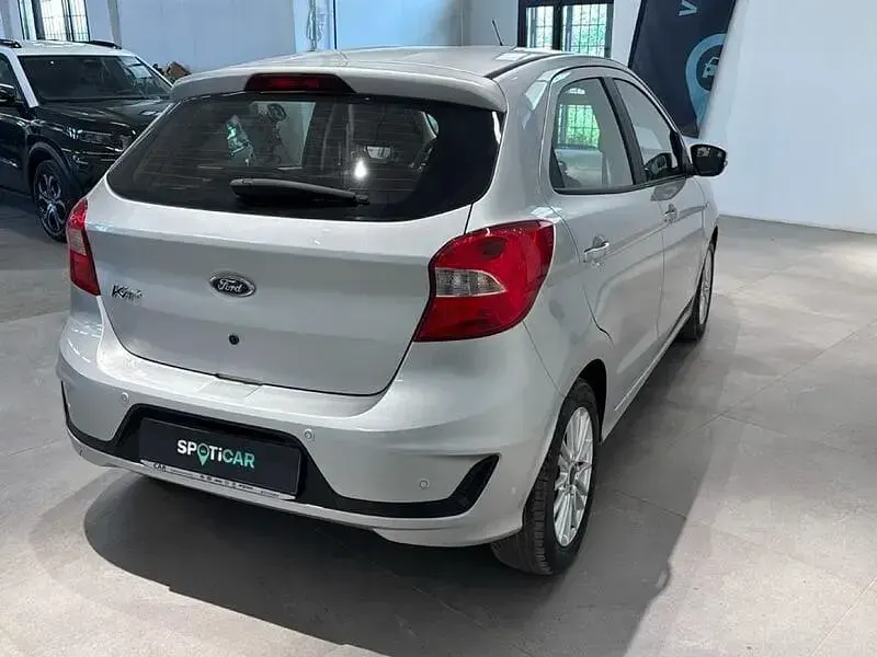 Usata Ford Ka Plus Ultimate 95 CV (69 kW) 2019 Argento Utilitaria
