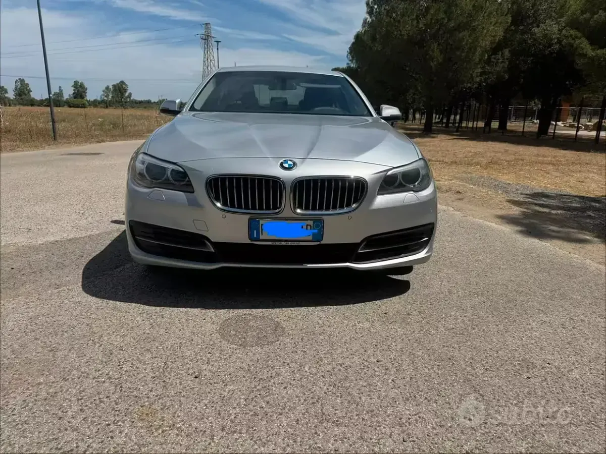 Usata BMW 520 190 CV (139 kW) 2016 Grigio Berlina