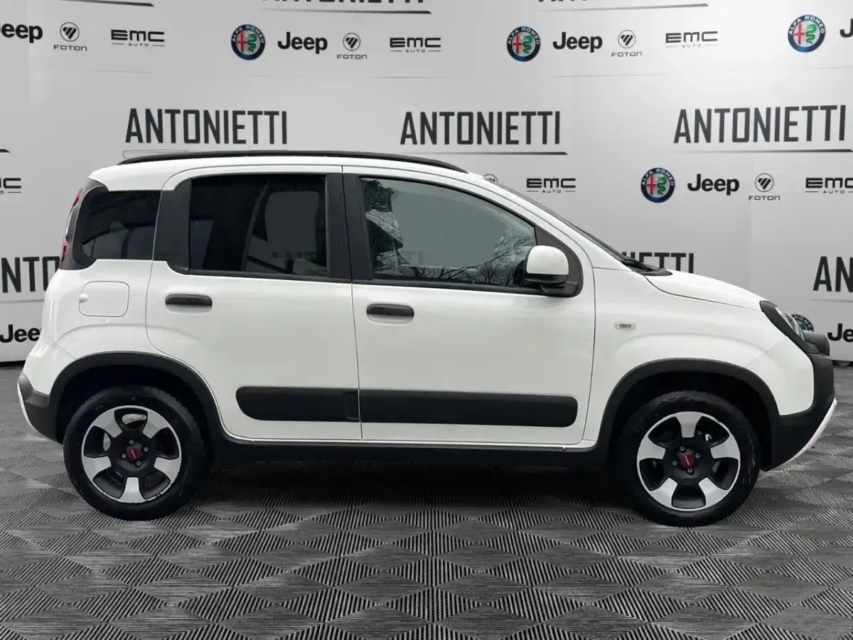 Usata Fiat Panda Cross Cross 70 CV (51 kW) 2025 Bianco Utilitaria