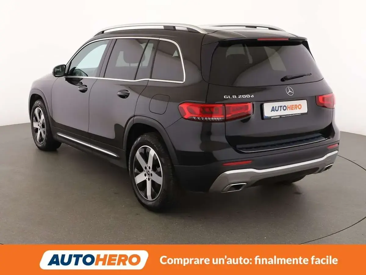 Usata Mercedes GLB200 Premium 150 CV (110 kW) 2020 Nero SUV