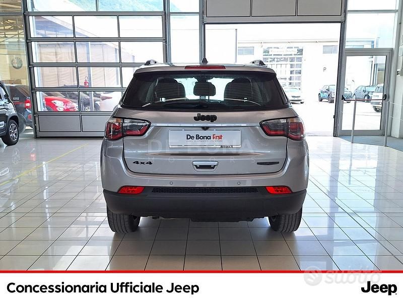 Usata Jeep Compass Night Eagle 140 CV (102 kW) 2020 Grigio SUV