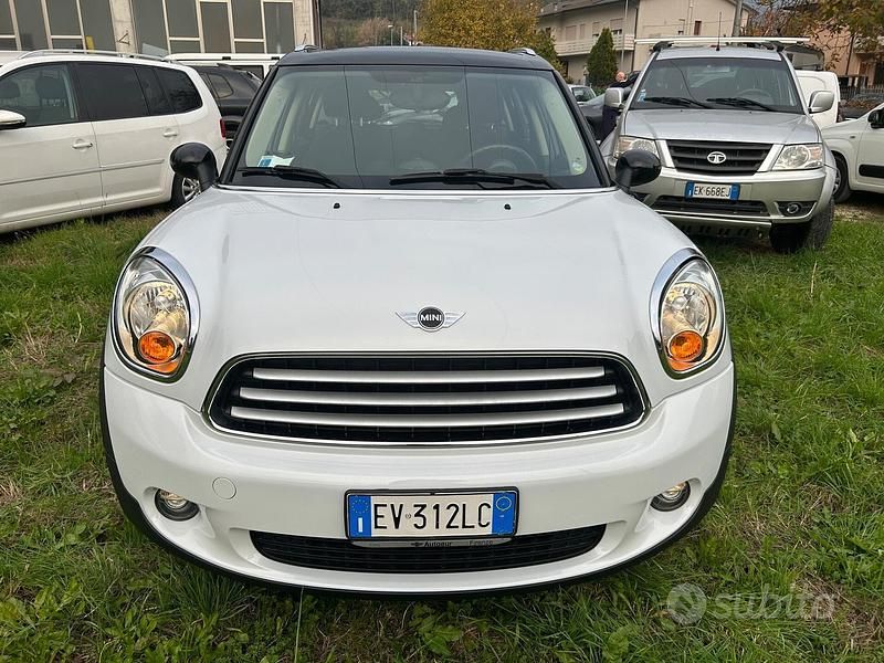 Bianco Usata 2014 Mini Cooper Countryman SUV | 7900 € (Super prezzo) - Immagine 1/4