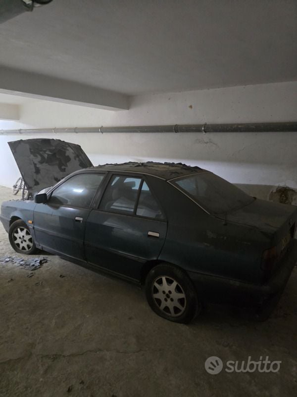 Usata Lancia Dedra 90 CV (66 kW) 1990 Verde Berlina